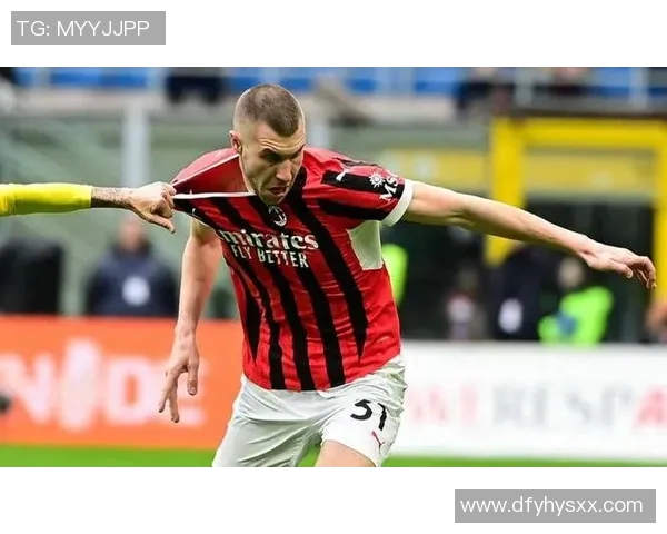 从维拉蒂到托雷回顾AC米兰历史上的重要转会瞬间