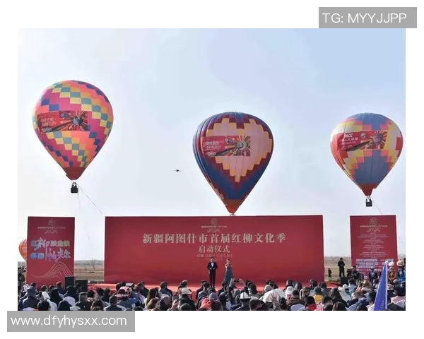 阿图什市足球明星展现多才多艺激情演唱引发热烈反响